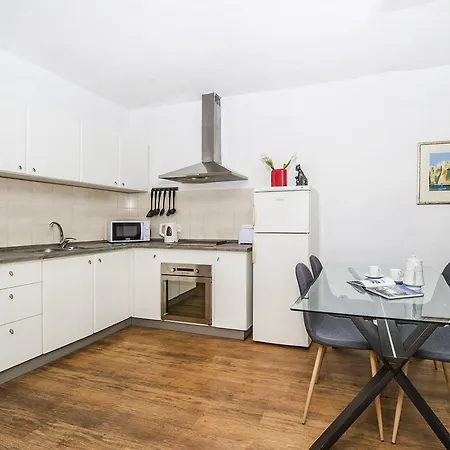 Appartement Lively Central Theoria Travel