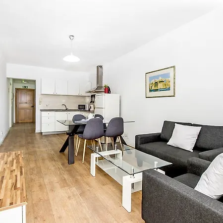 Appartement Lively Central Theoria Travel San Ġiljan